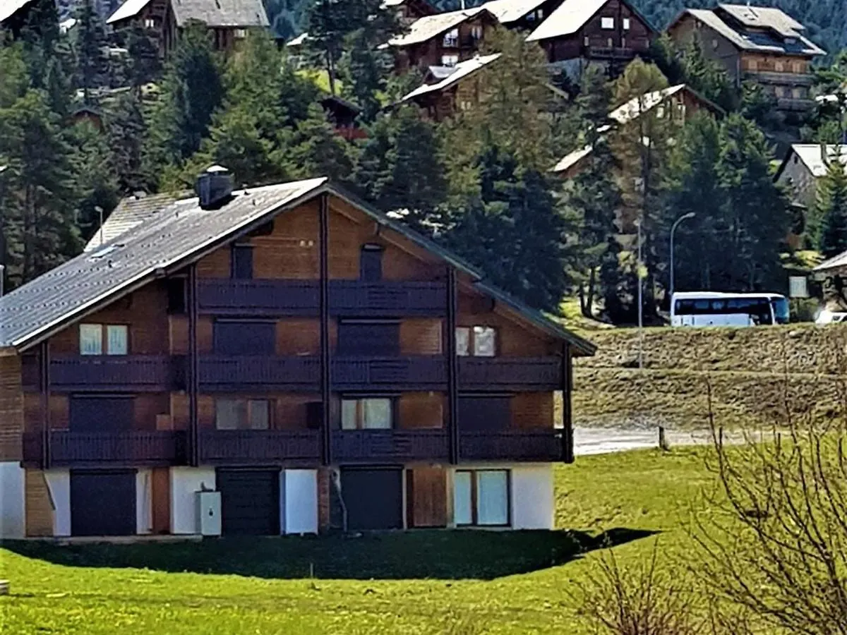 Apartment Appartement Renove 6 Pers, Terrasse, Parking, Local Ski - Fr-1-504-150 Le Devoluy France