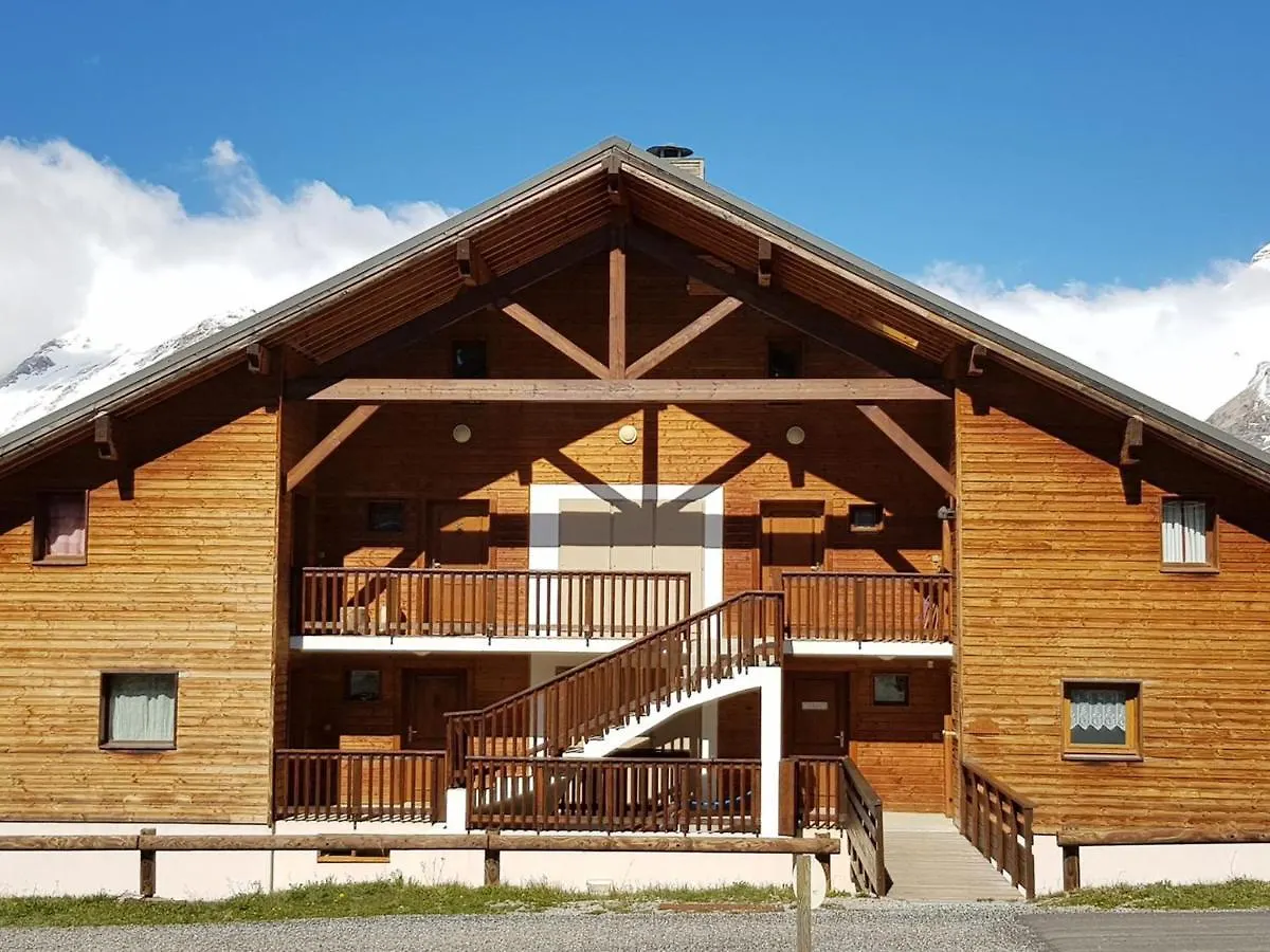 Apartment Appartement Renove 6 Pers, Terrasse, Parking, Local Ski - Fr-1-504-150 Le Devoluy