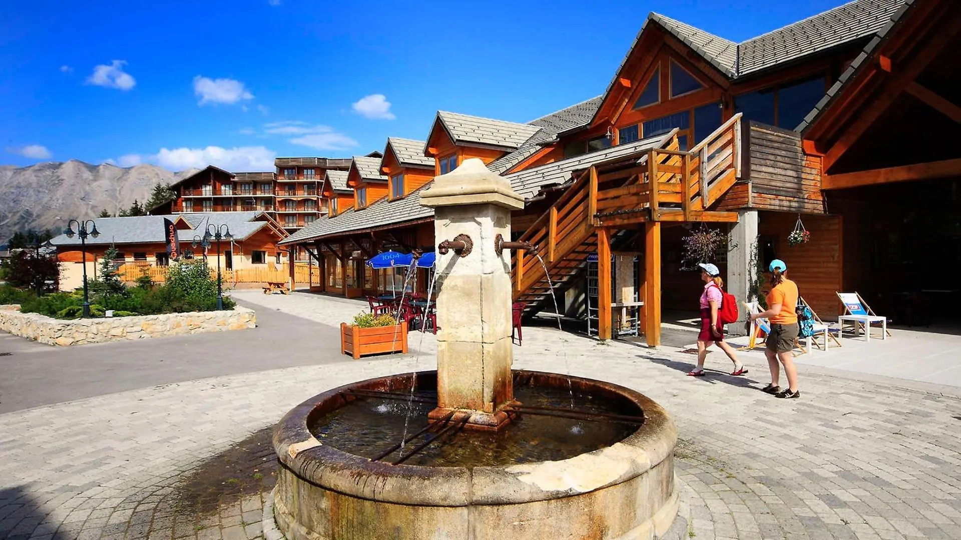 Appartement Renove 6 Pers, Terrasse, Parking, Local Ski - Fr-1-504-150 Le Devoluy 0*,  France